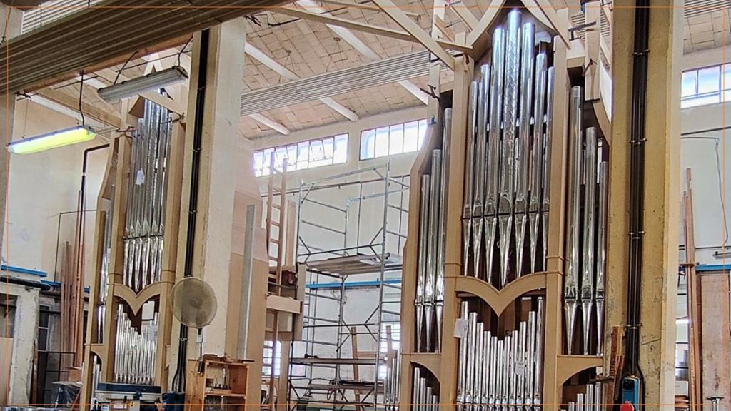 Large Ruffatti Organ Abbey Choir & Ruffatti Organ – Pershore Abbey